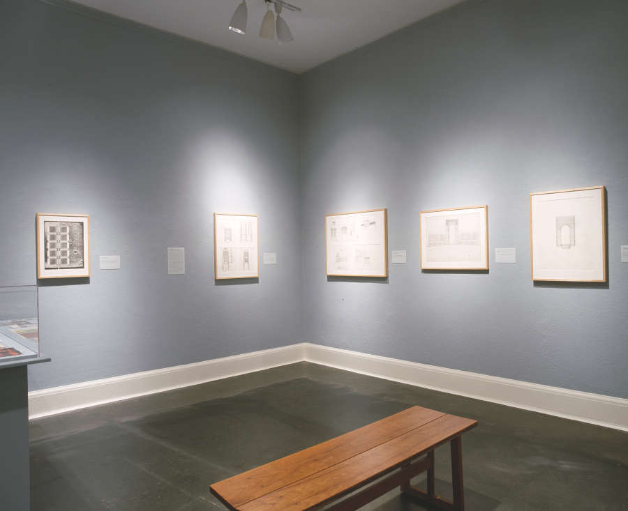 view exhibition image