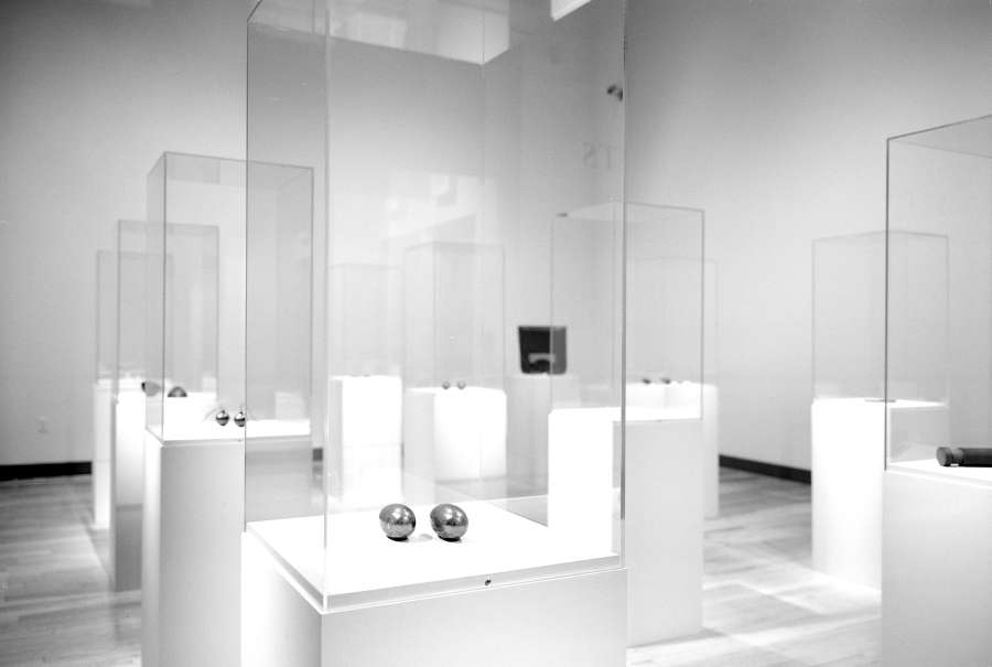 view exhibition image