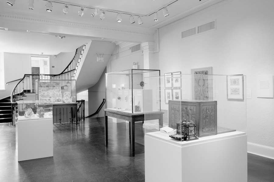 view exhibition image