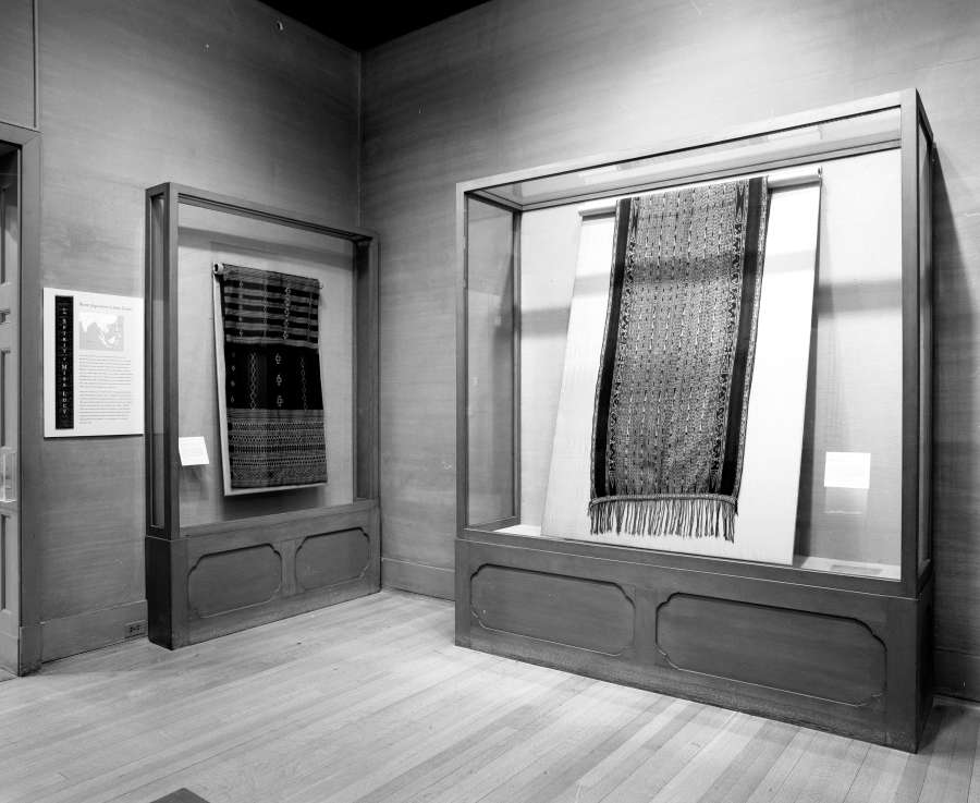 view exhibition image