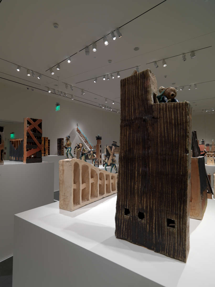 view exhibition image