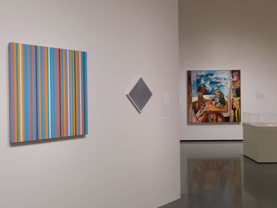 view exhibition image