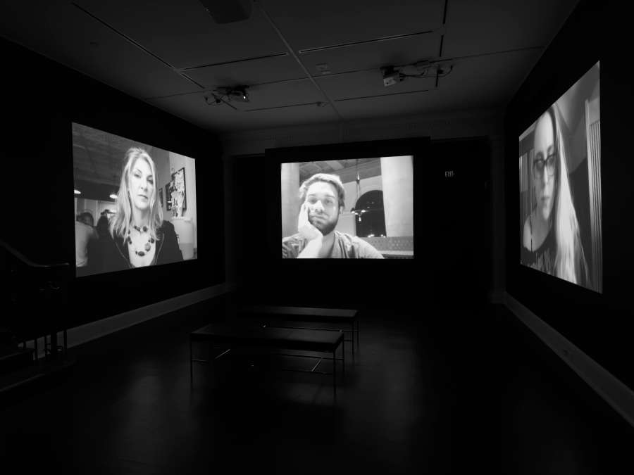 view exhibition image