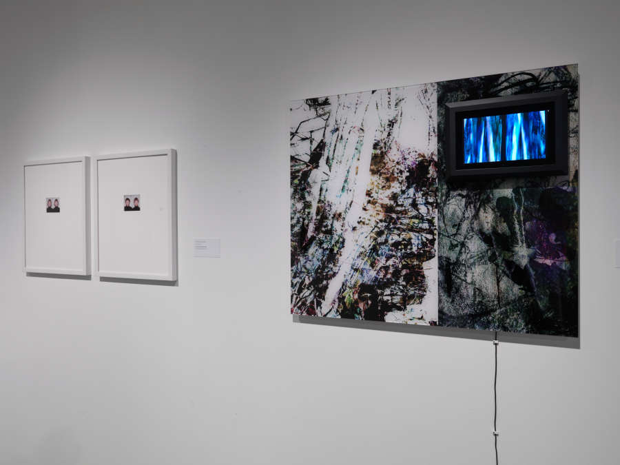 view exhibition image