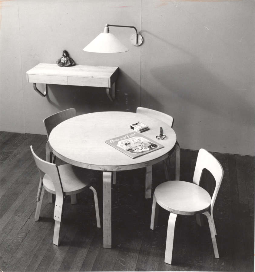 view exhibition image