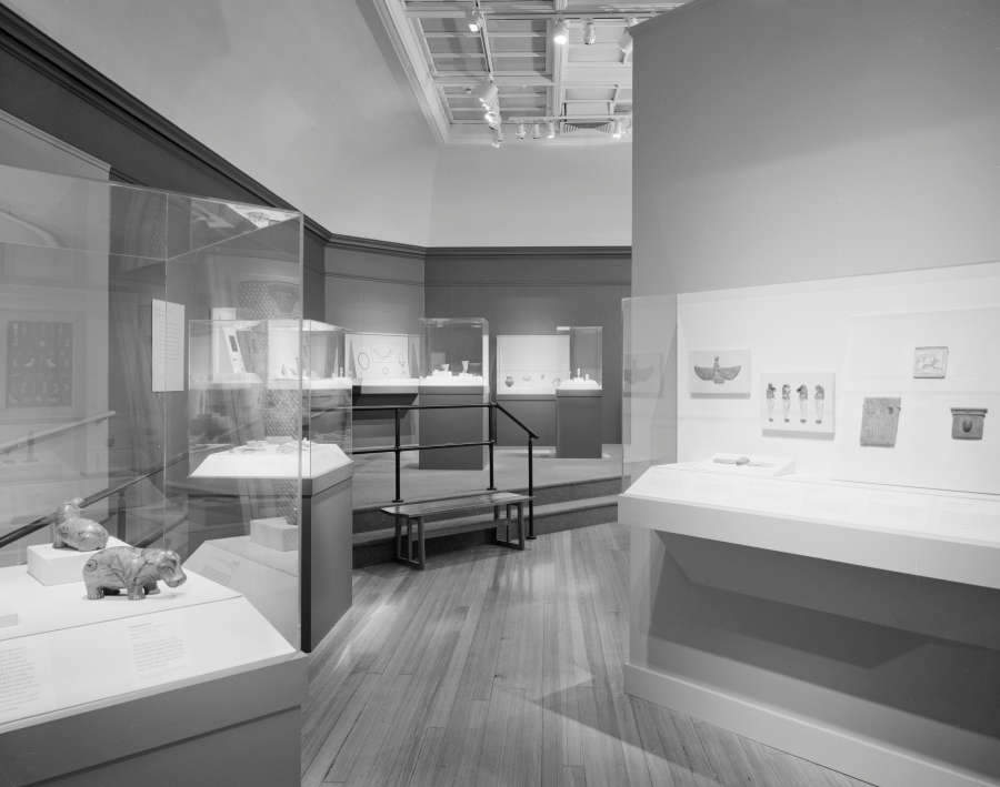 view exhibition image