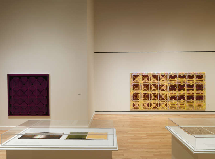 view exhibition image