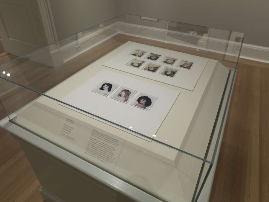 view exhibition image