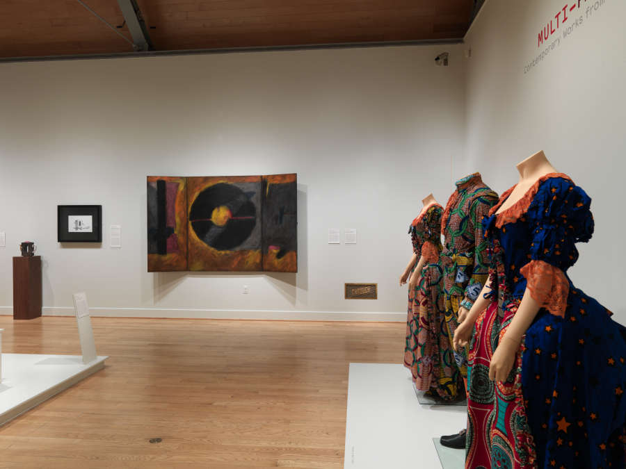 view exhibition image