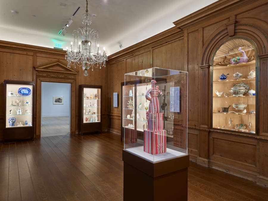 view exhibition image