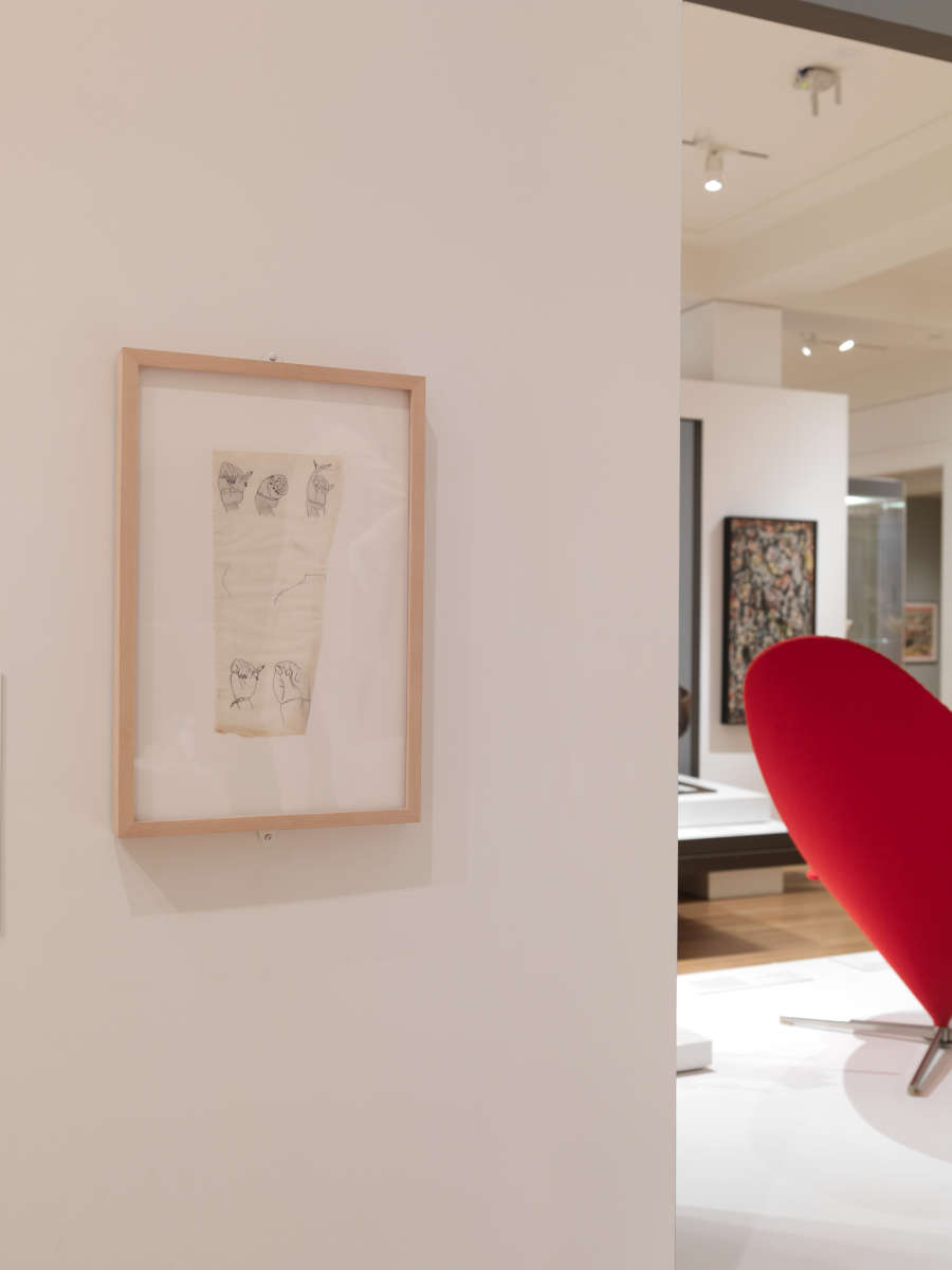 view exhibition image