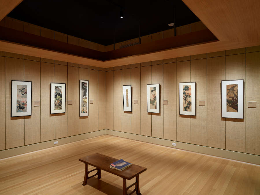 view exhibition image