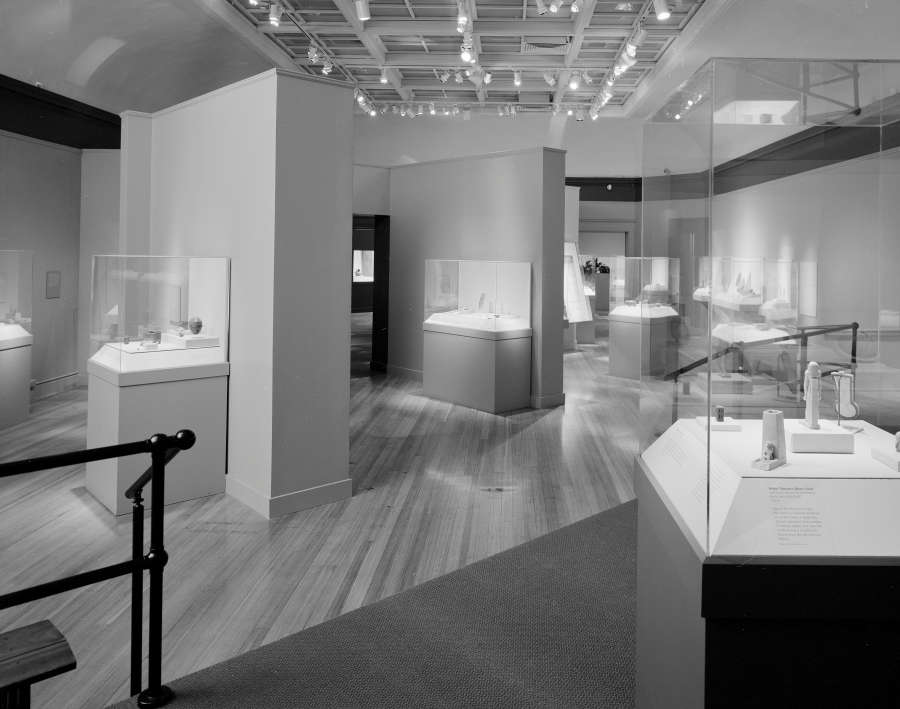 view exhibition image