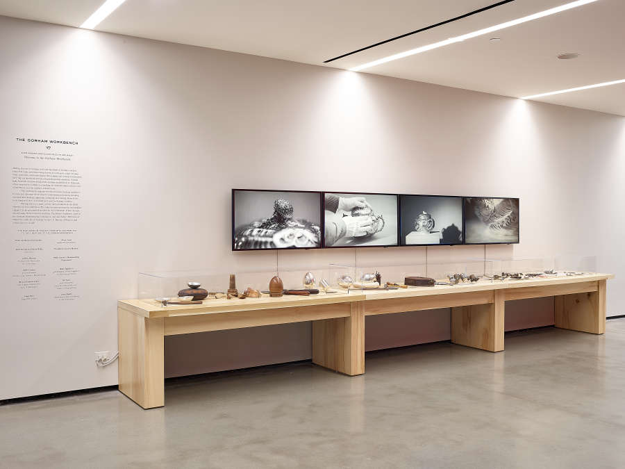 view exhibition image