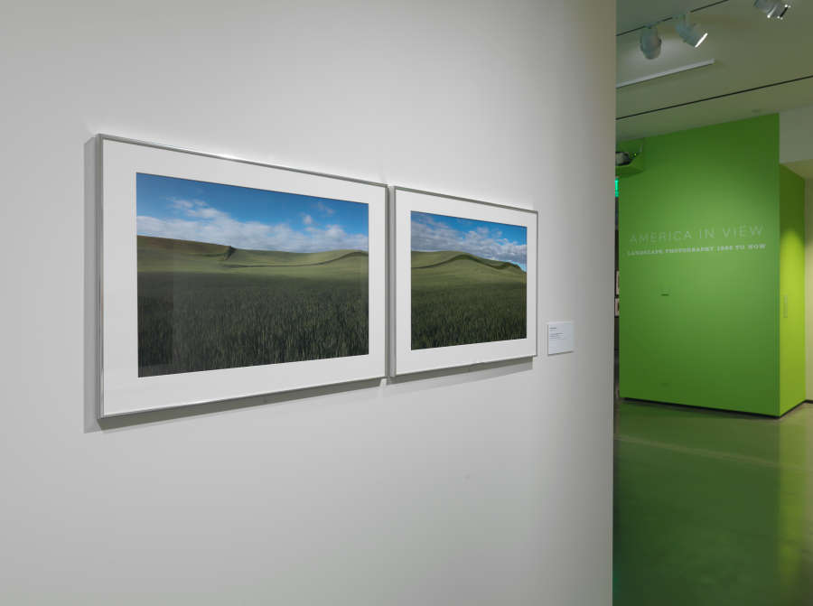 view exhibition image