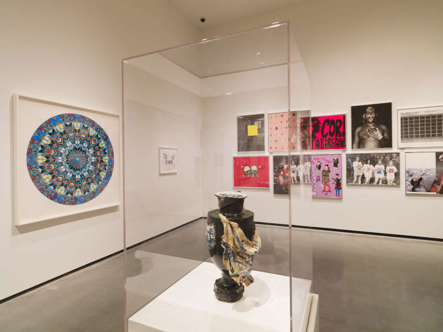 view exhibition image