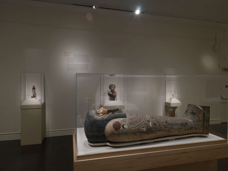 view exhibition image