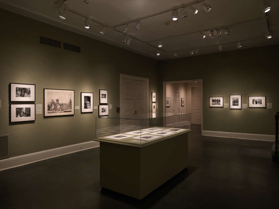 view exhibition image