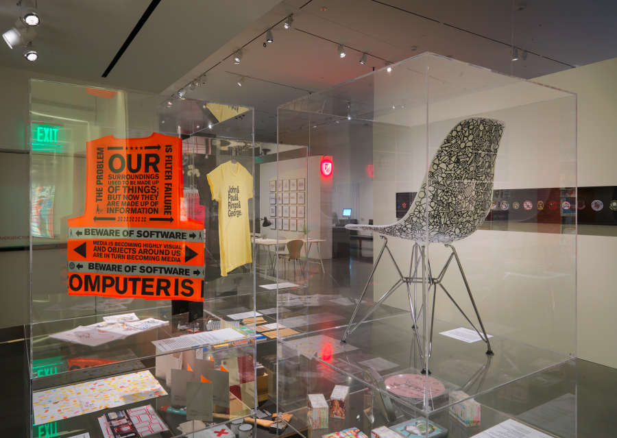 view exhibition image