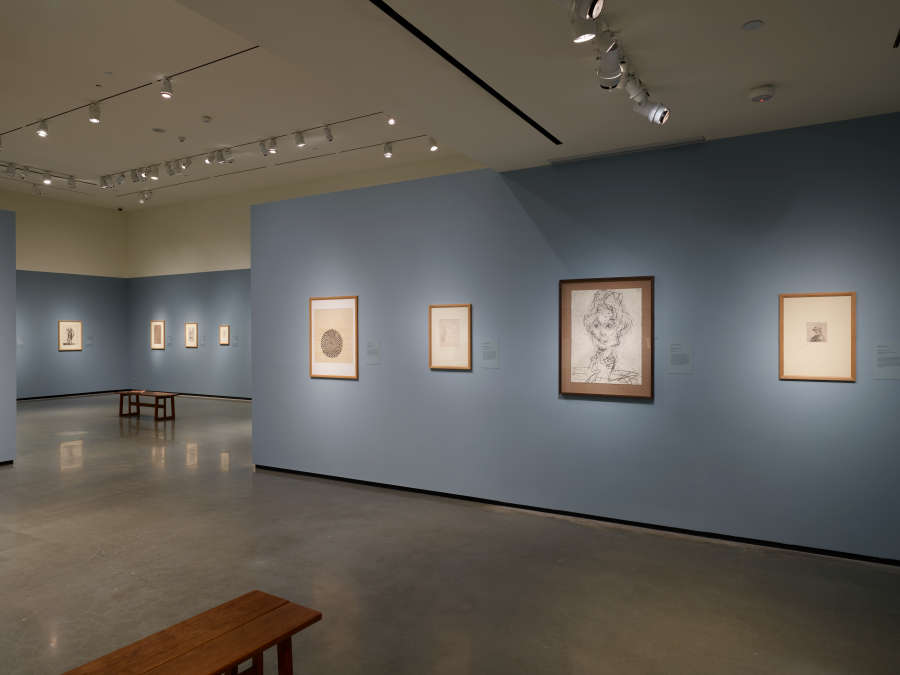 view exhibition image