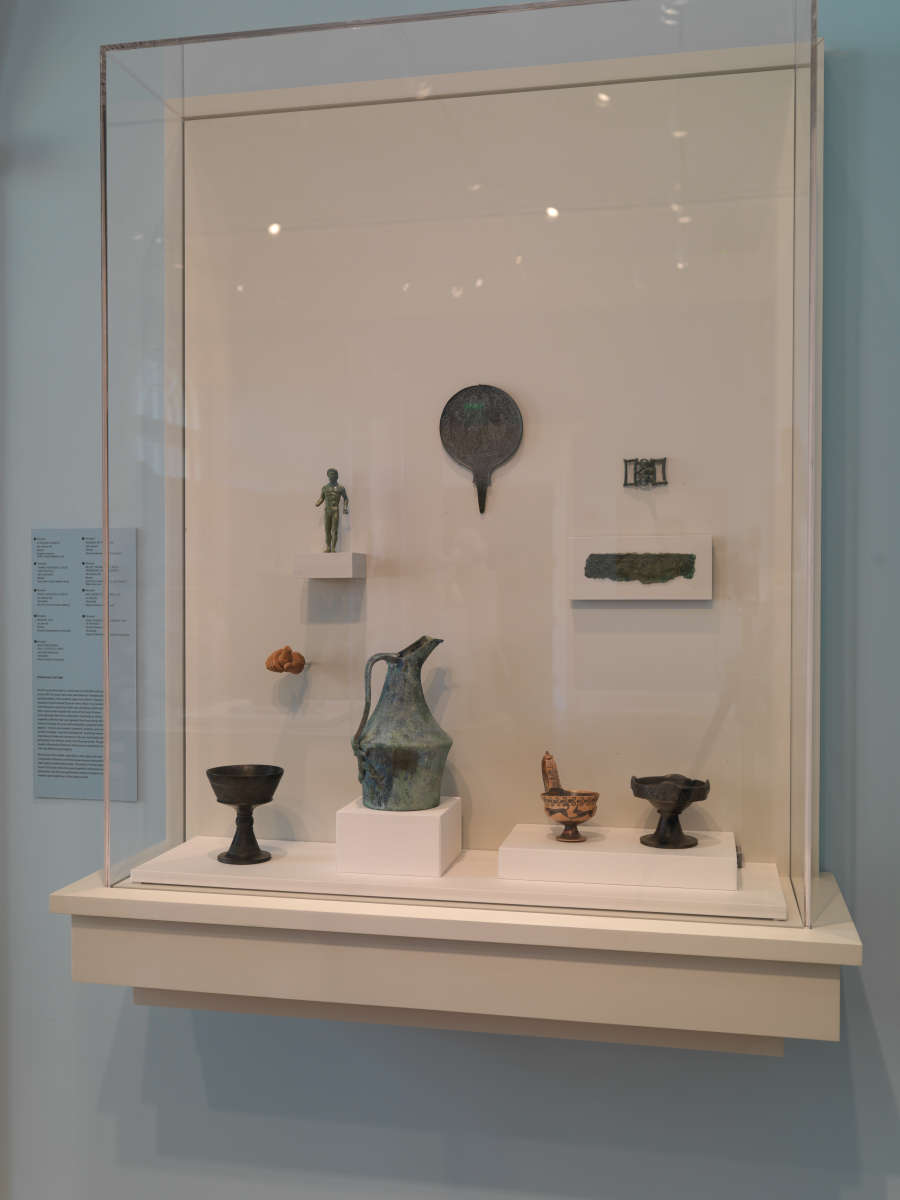 view exhibition image