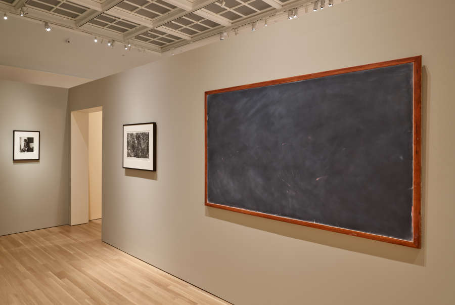 view exhibition image