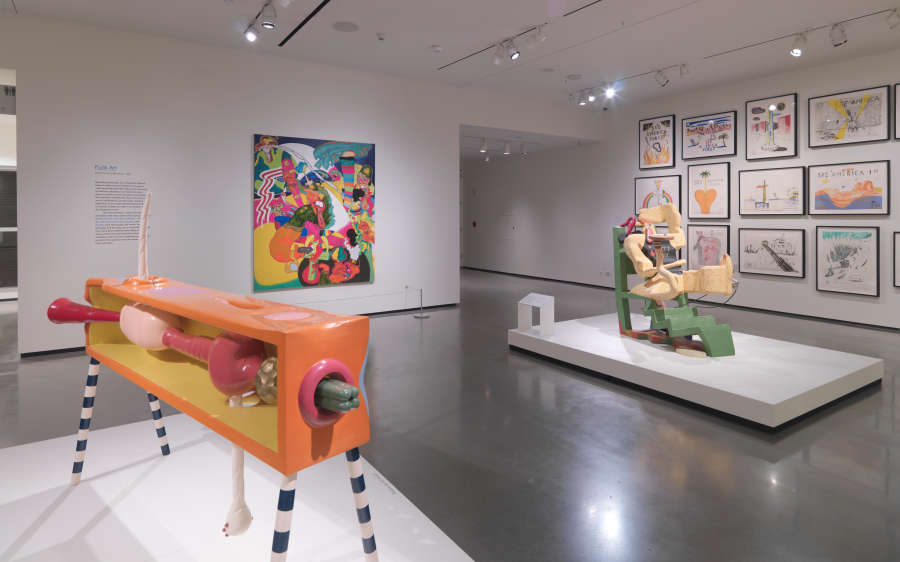 view exhibition image