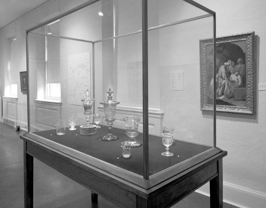 view exhibition image