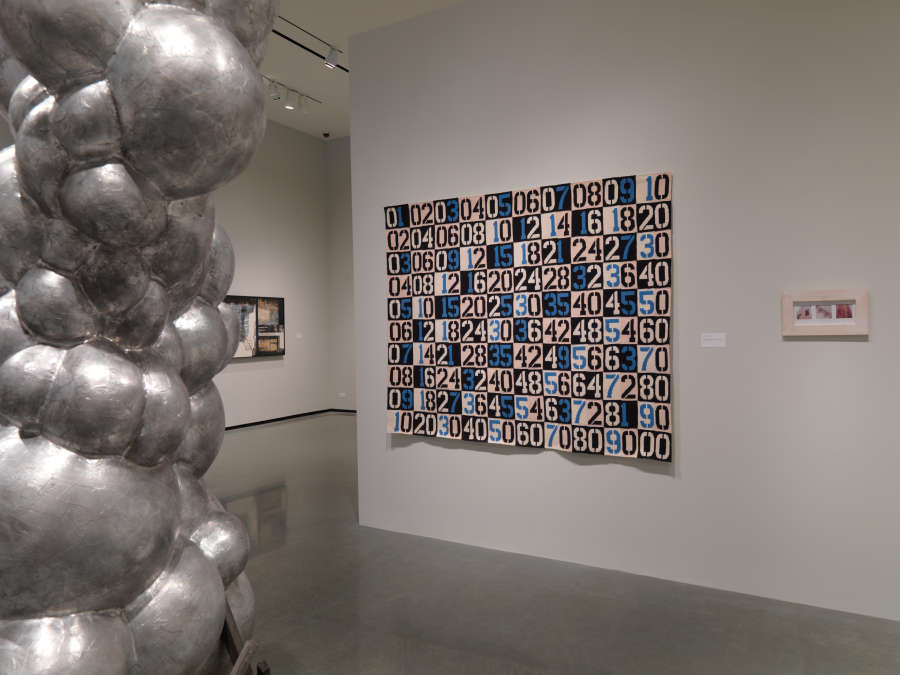 view exhibition image