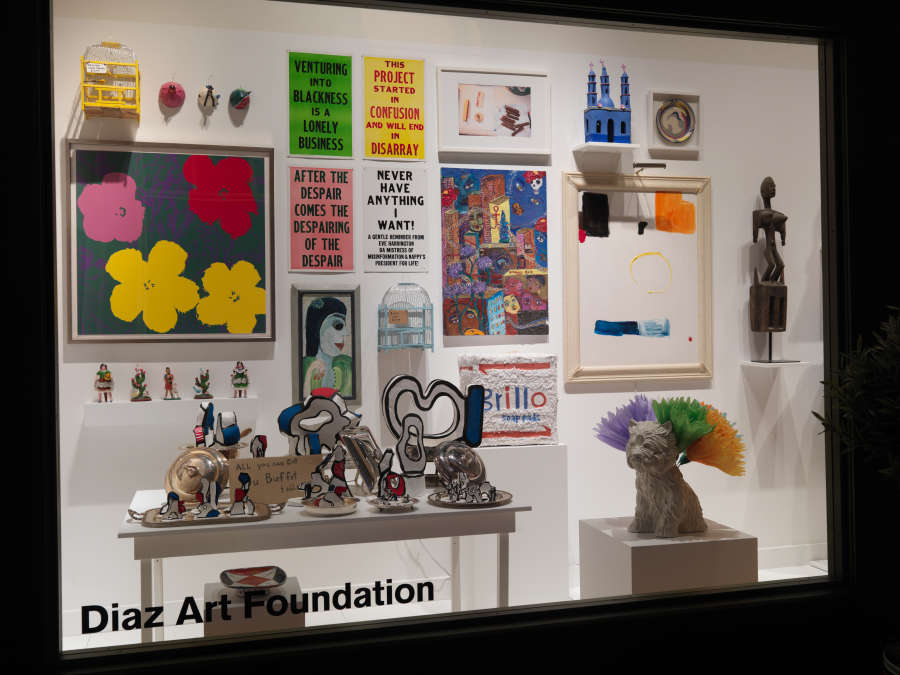 view exhibition image