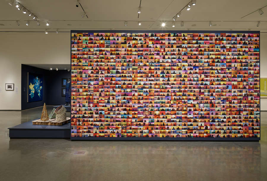 view exhibition image