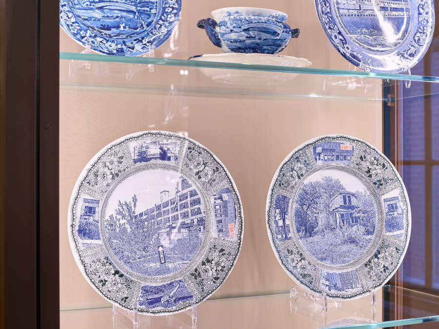 view exhibition image