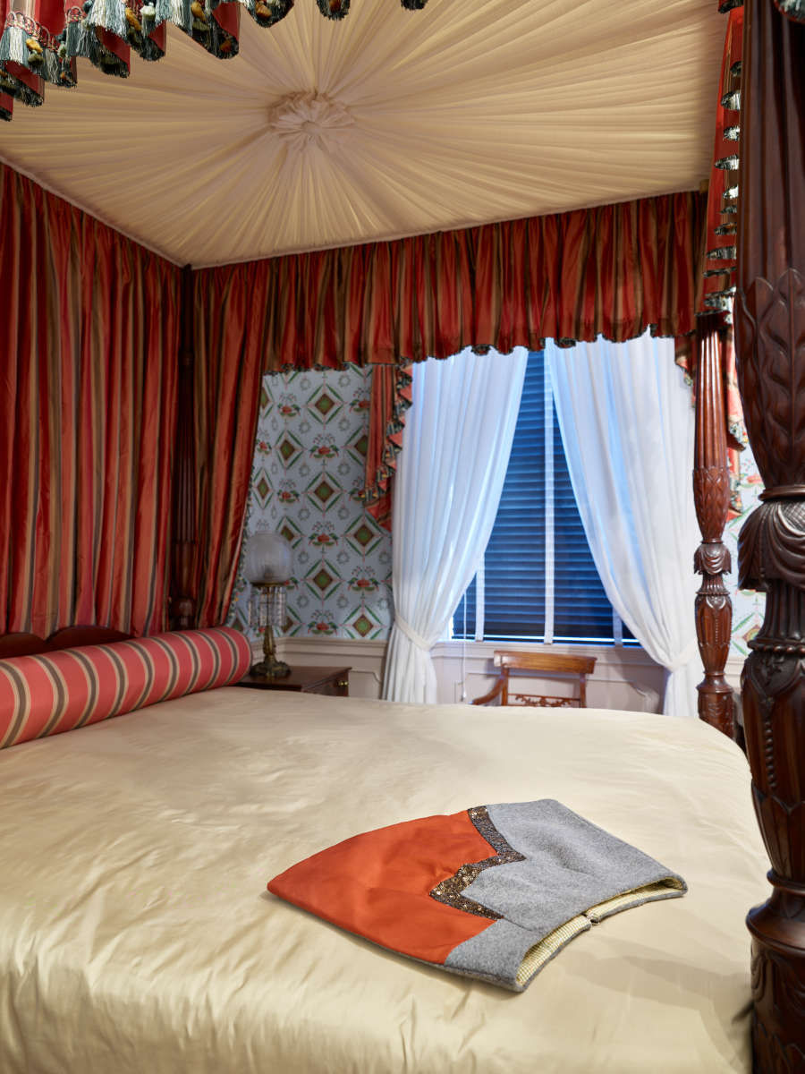 view exhibition image