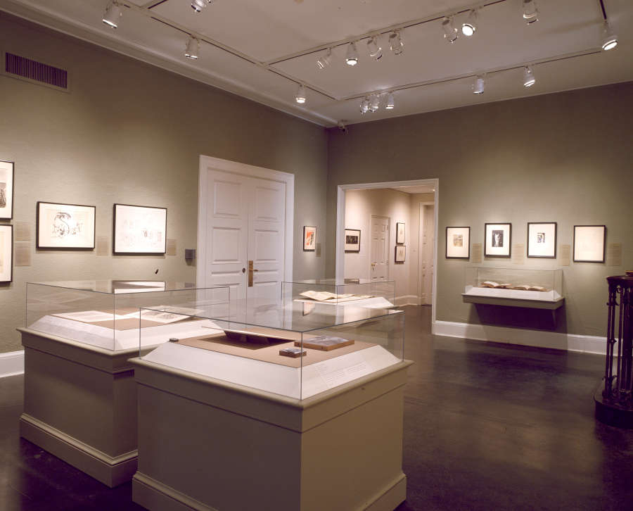 view exhibition image