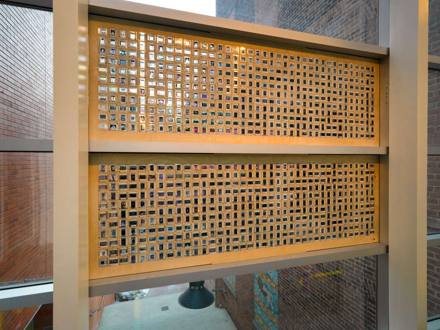 view exhibition image