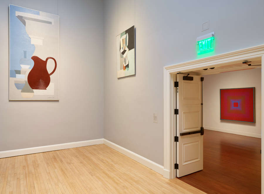 view exhibition image