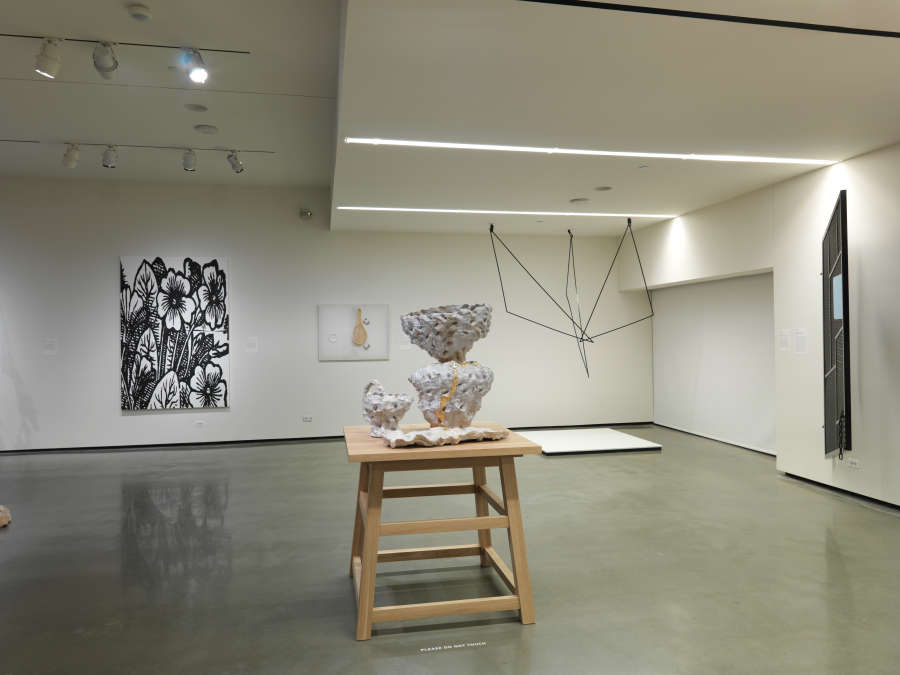 view exhibition image