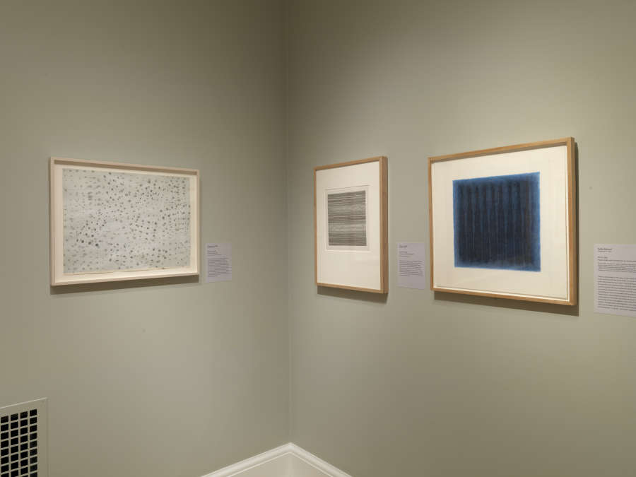 view exhibition image