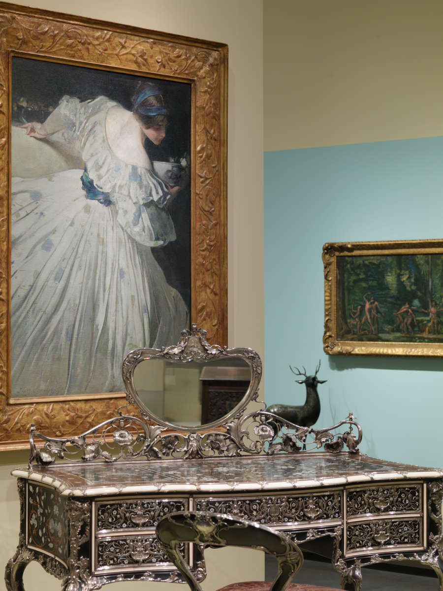 view exhibition image