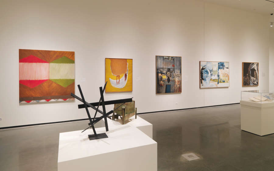 view exhibition image