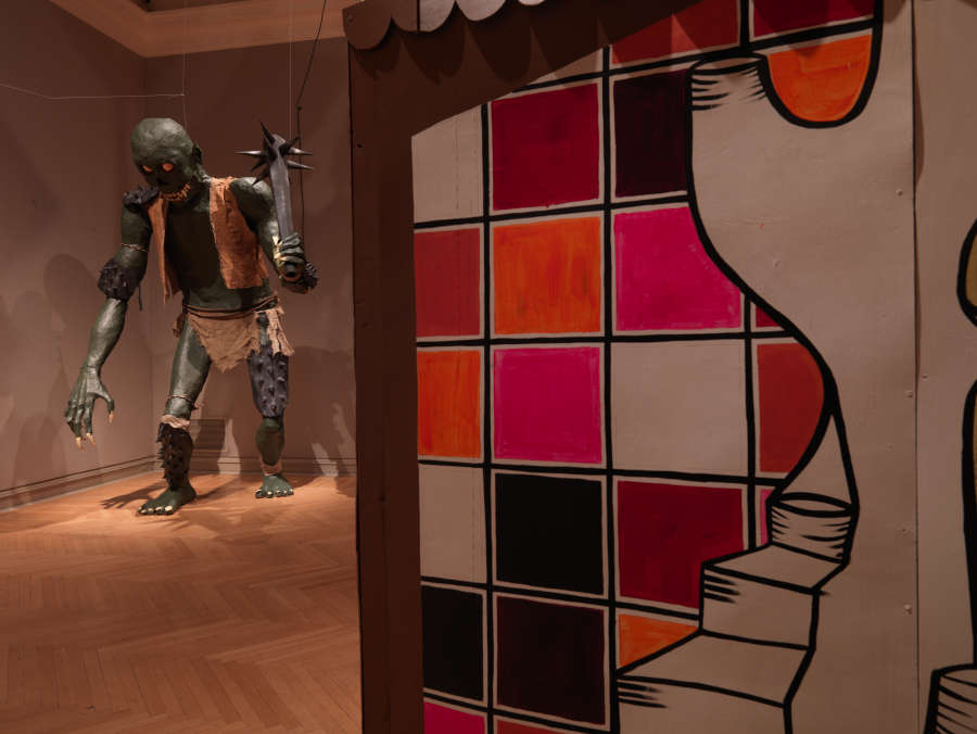 view exhibition image