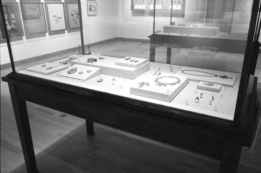 view exhibition image