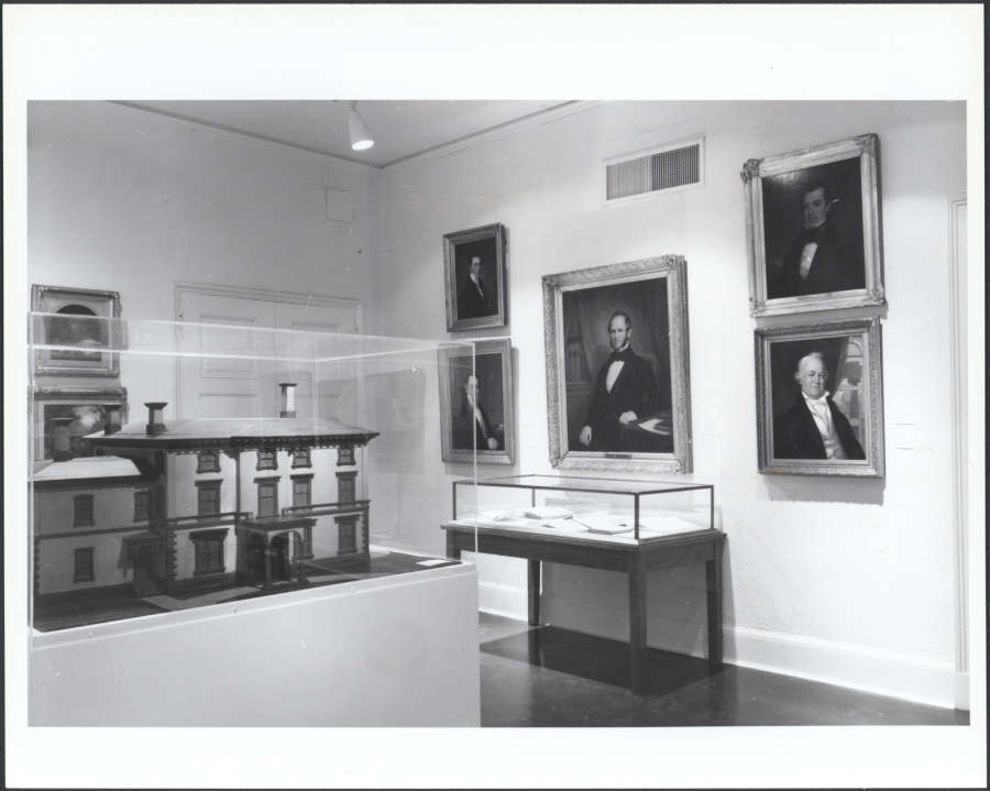 view exhibition image