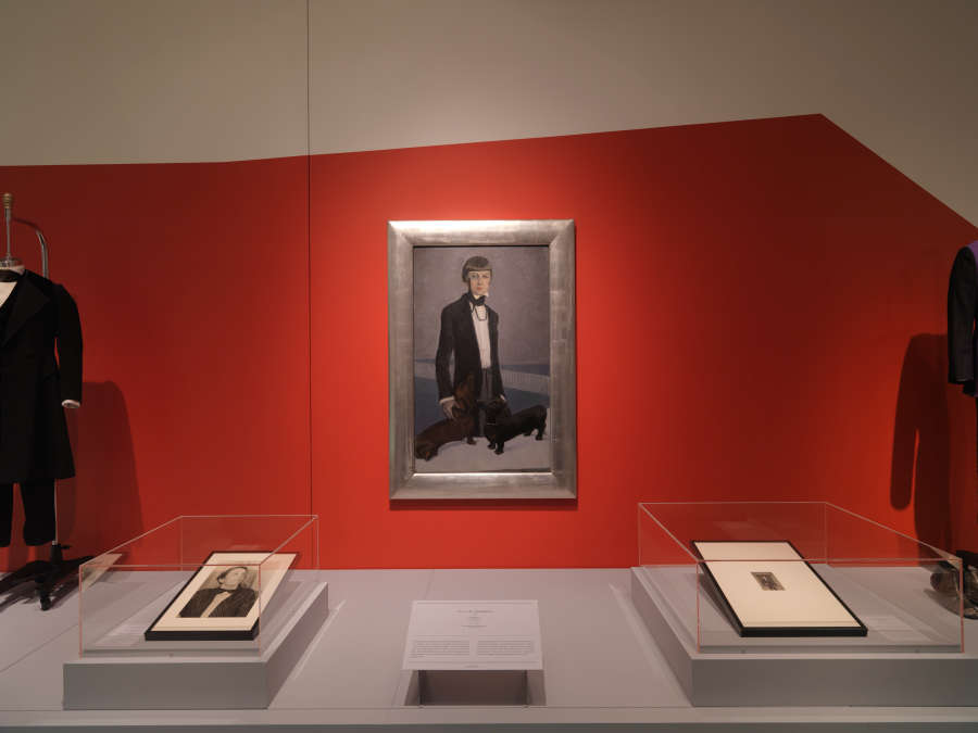 view exhibition image