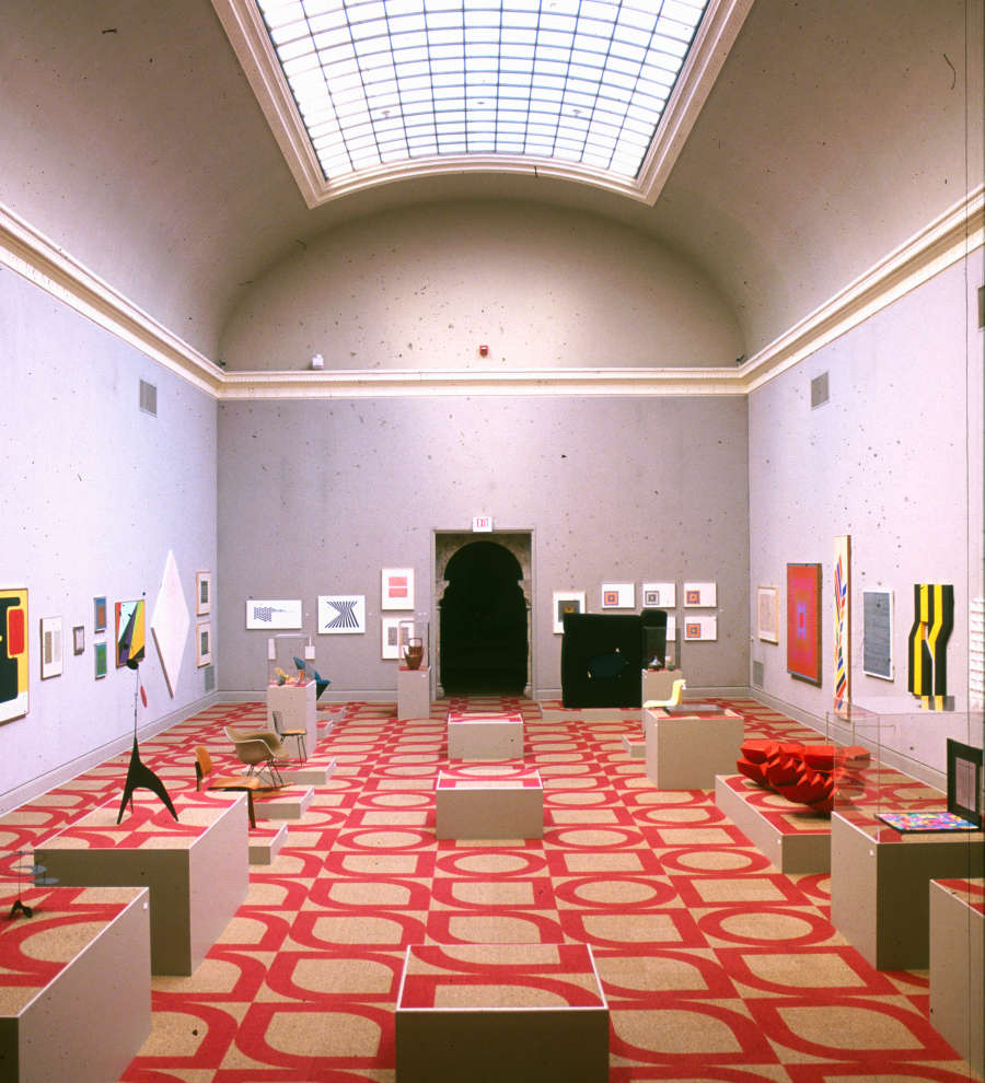 view exhibition image