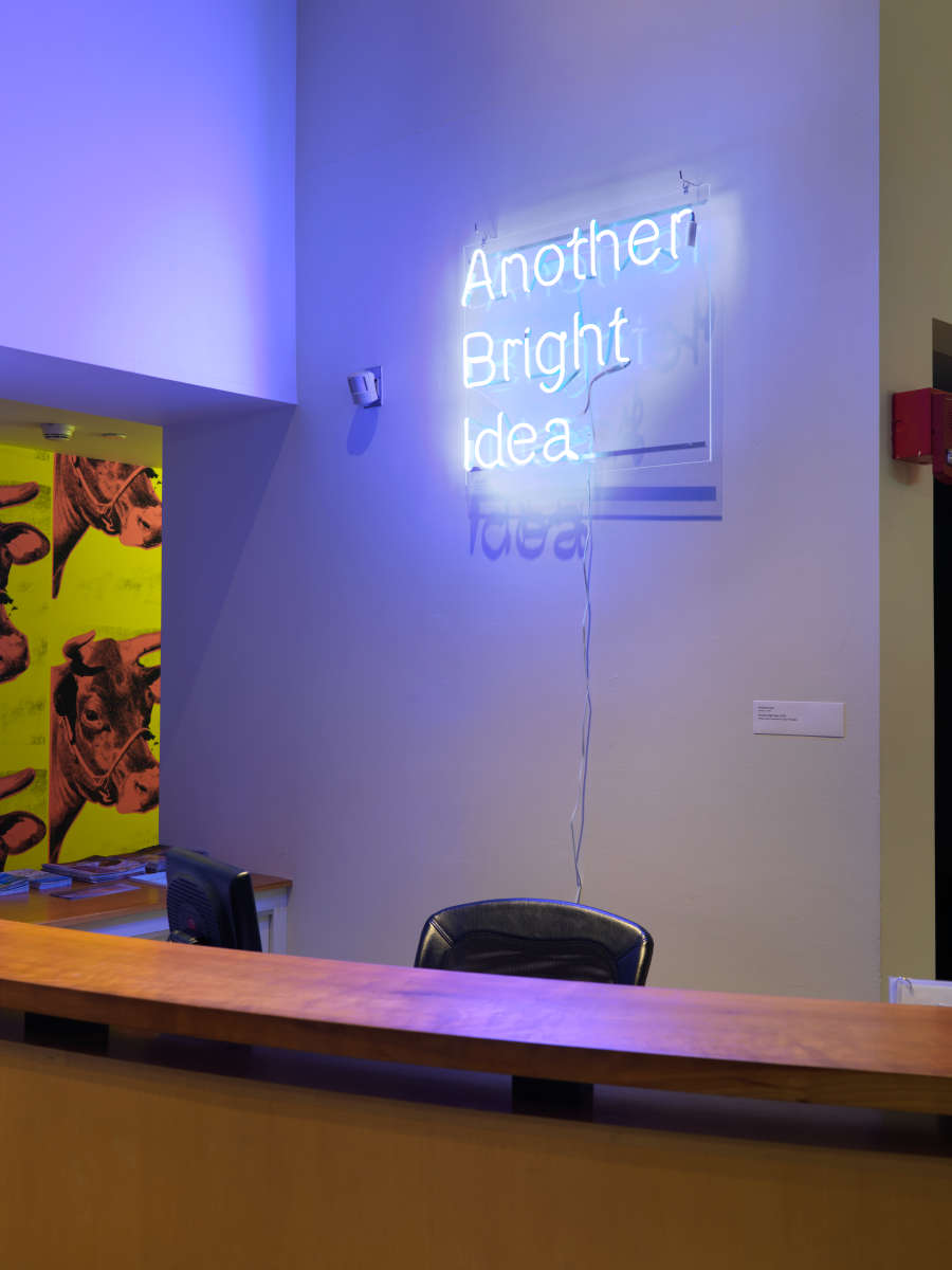 view exhibition image