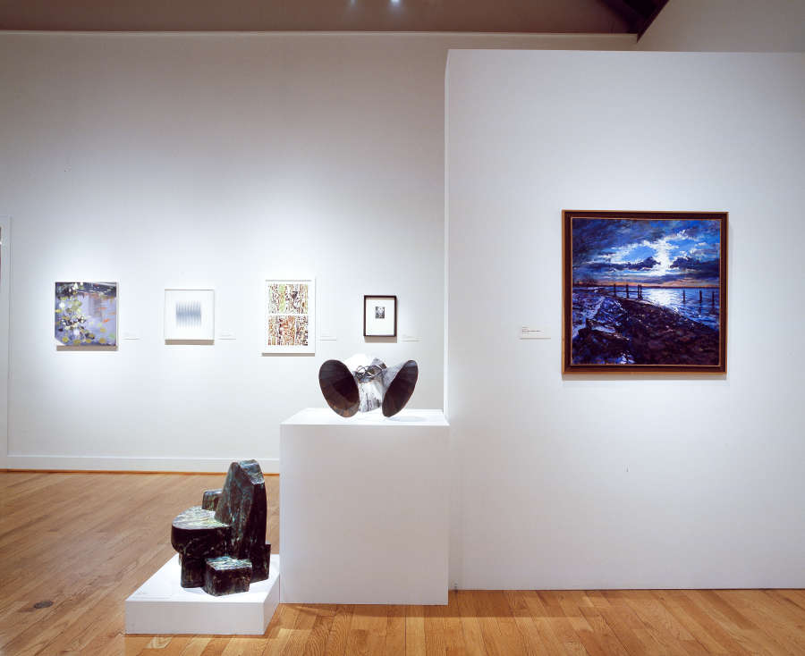 view exhibition image