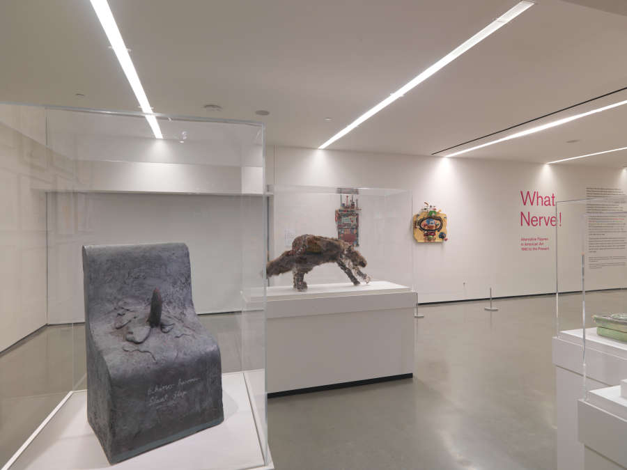 view exhibition image