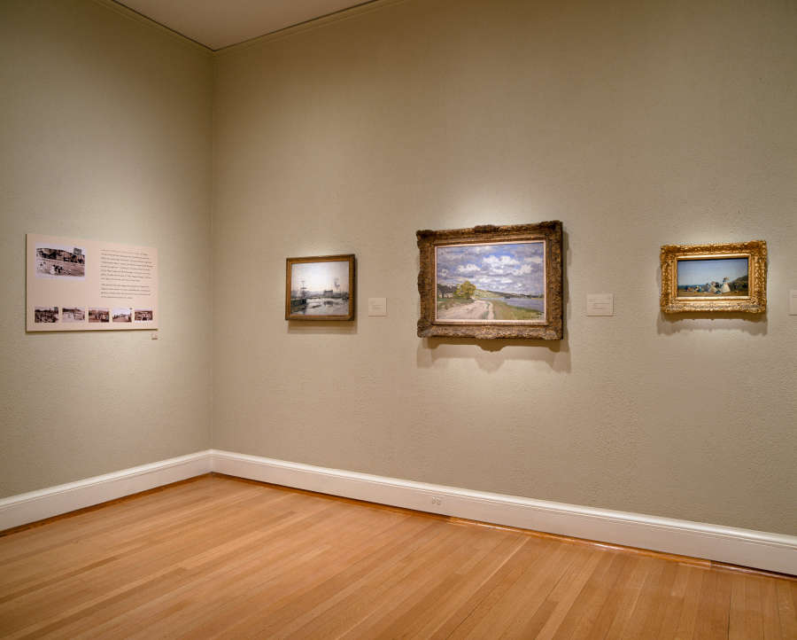 view exhibition image