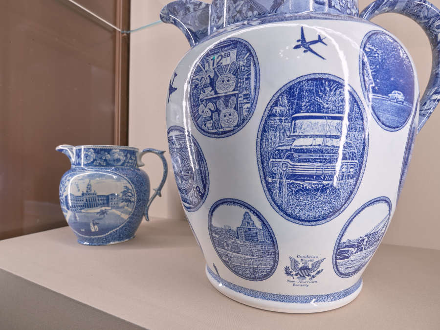 view exhibition image